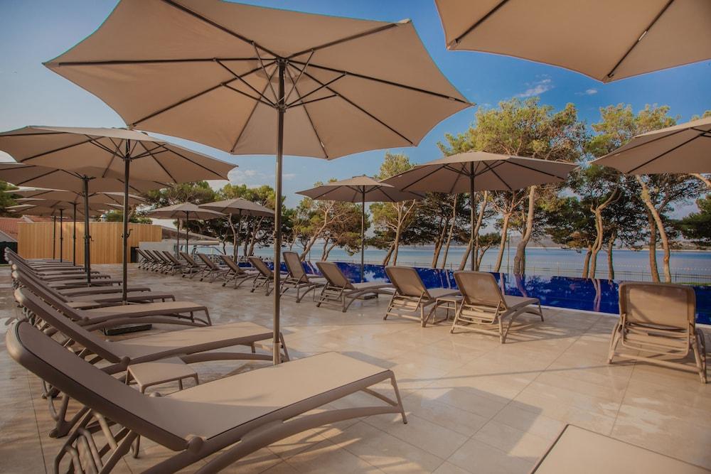 Hotel Punta ヴォディツェ エクステリア 写真