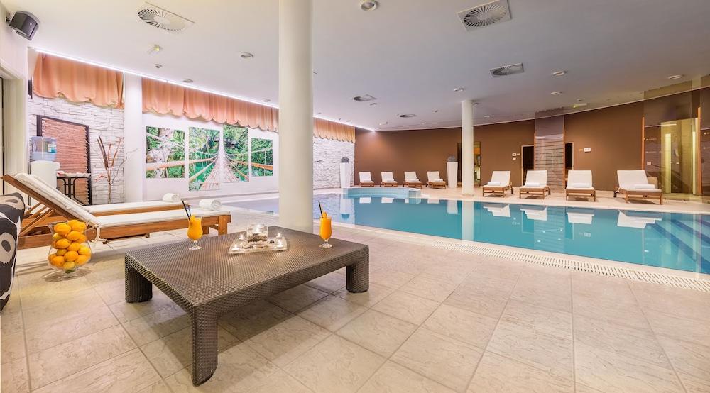 Hotel Punta ヴォディツェ エクステリア 写真