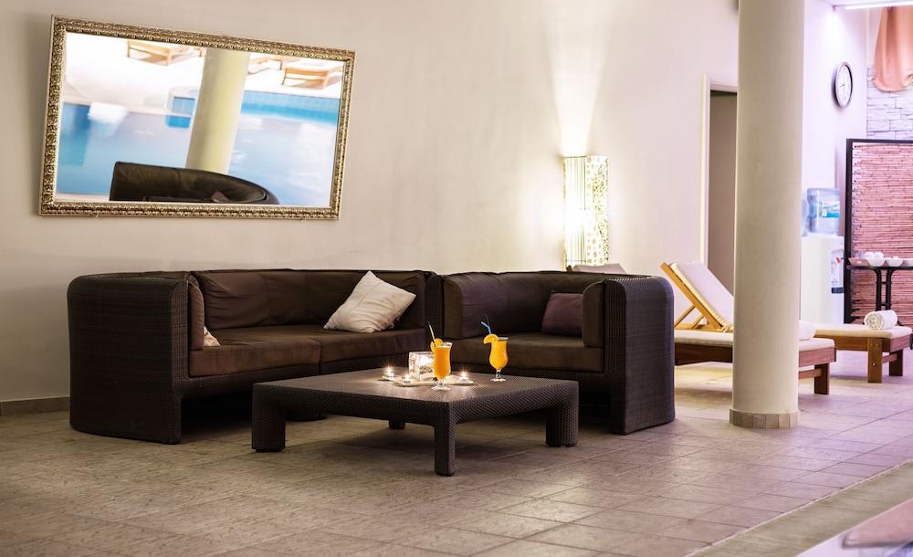 Hotel Punta ヴォディツェ エクステリア 写真