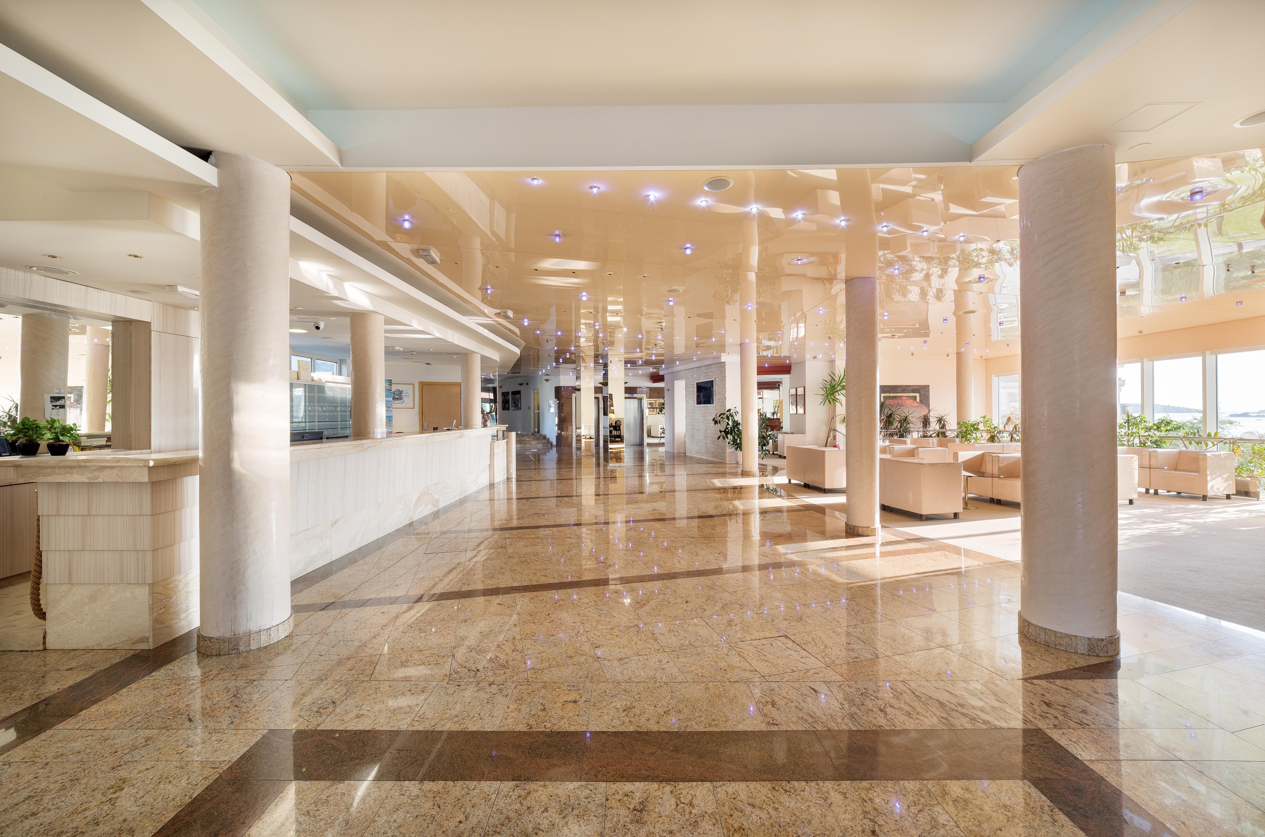 Hotel Punta ヴォディツェ エクステリア 写真