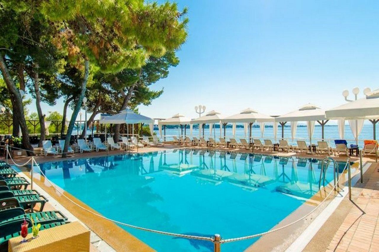 Hotel Punta ヴォディツェ エクステリア 写真